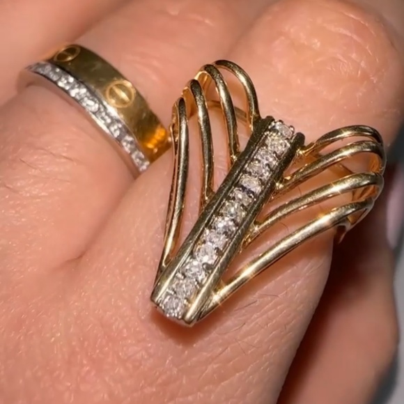 Solid 14K Yellow Gold and Diamond Abstract Ring - Picture 7 of 9